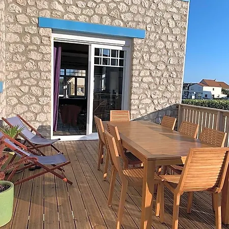 La L'escale - Vue A Bed & Breakfast 3*